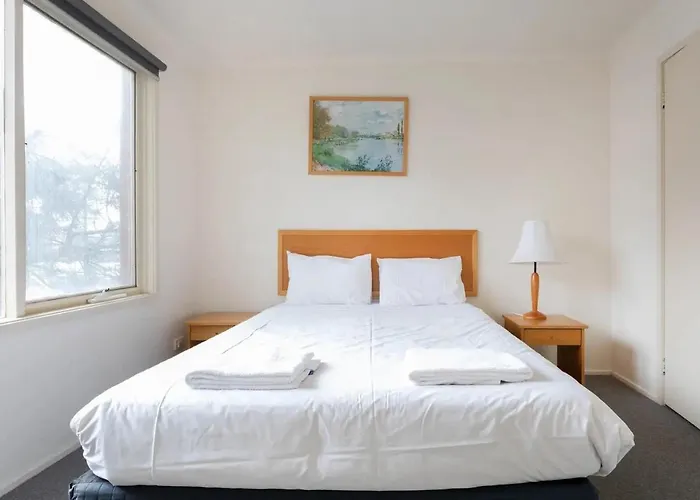 Lamplighter Motel