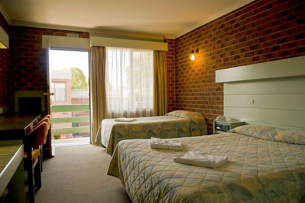 Motel Lamplighter